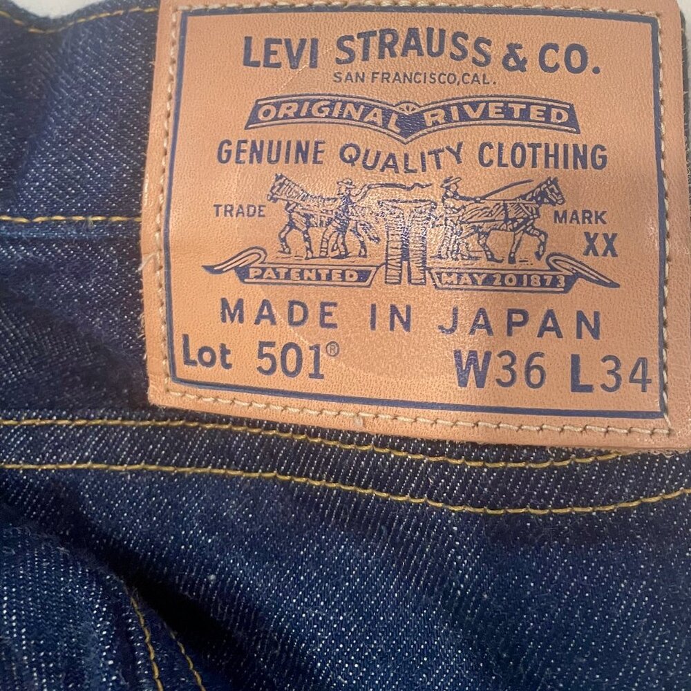 Made In Japan 1980's 501® Original Fit Men's Jeans - Picture 3 of 7